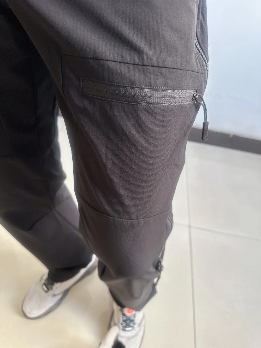 سراويل تسلق من النايلون المطاطي عالية الجودة بأربعة اتجاهات للرجال، سراويل تكتيكية متعددة السحاب ماصة للرطوبة وسريعة الجفاف #6