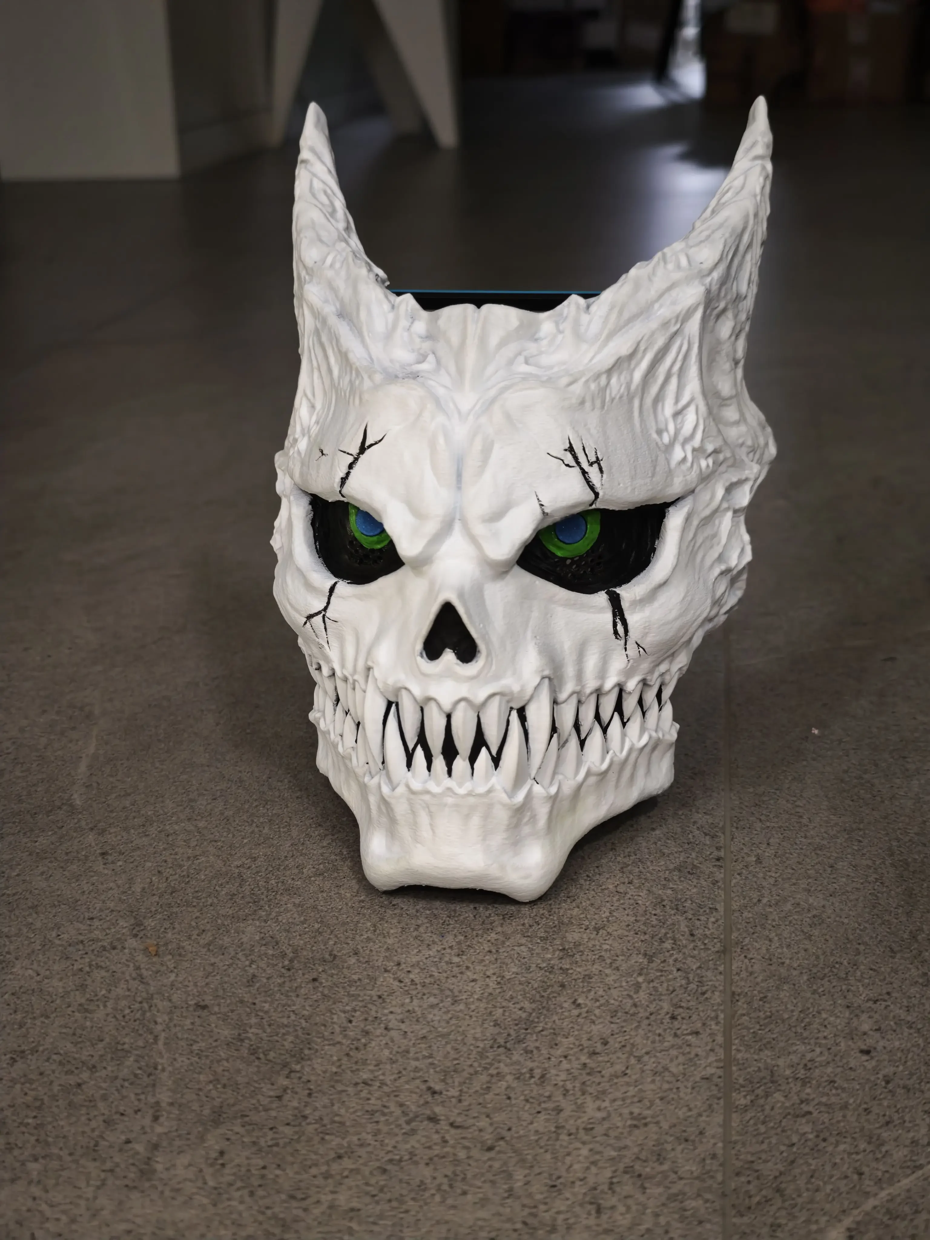 

Pre-sale Customized 3D Printable Kaiju No.8 Kafka Hibino glowing mask Halloween Cosplay Costume Headpiece Role-Playing Head Mask