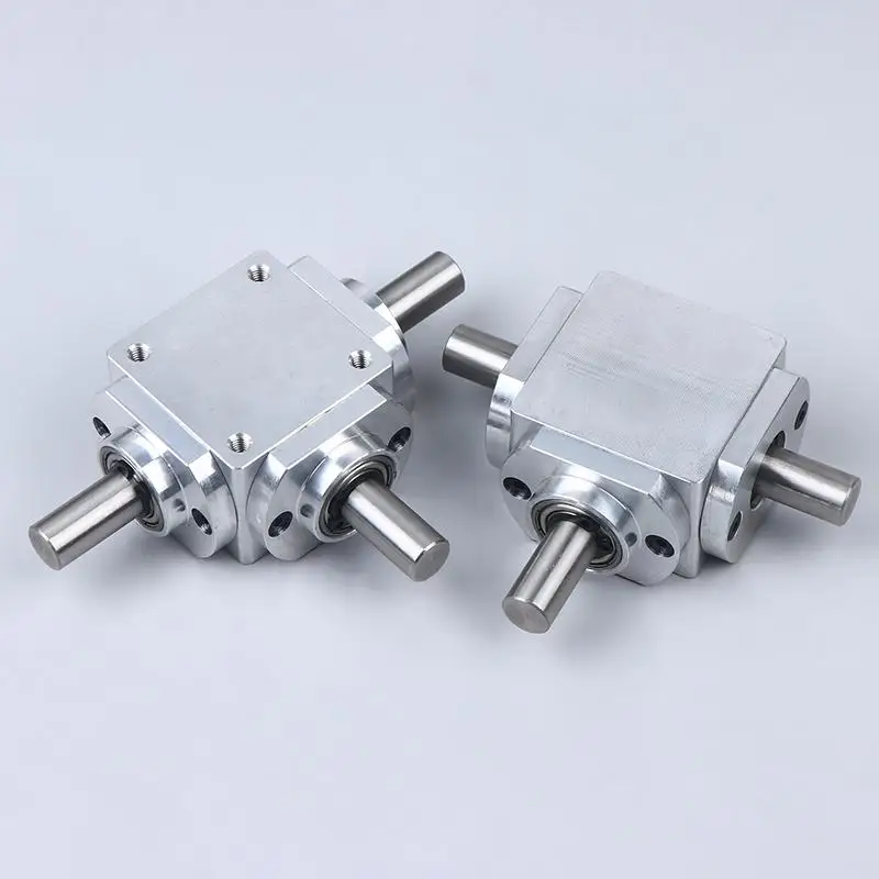 1:1 Transmission Gearbox 8MM 20T Commutator Right Angle Spiral Bevel Gear Reduction Gearbox