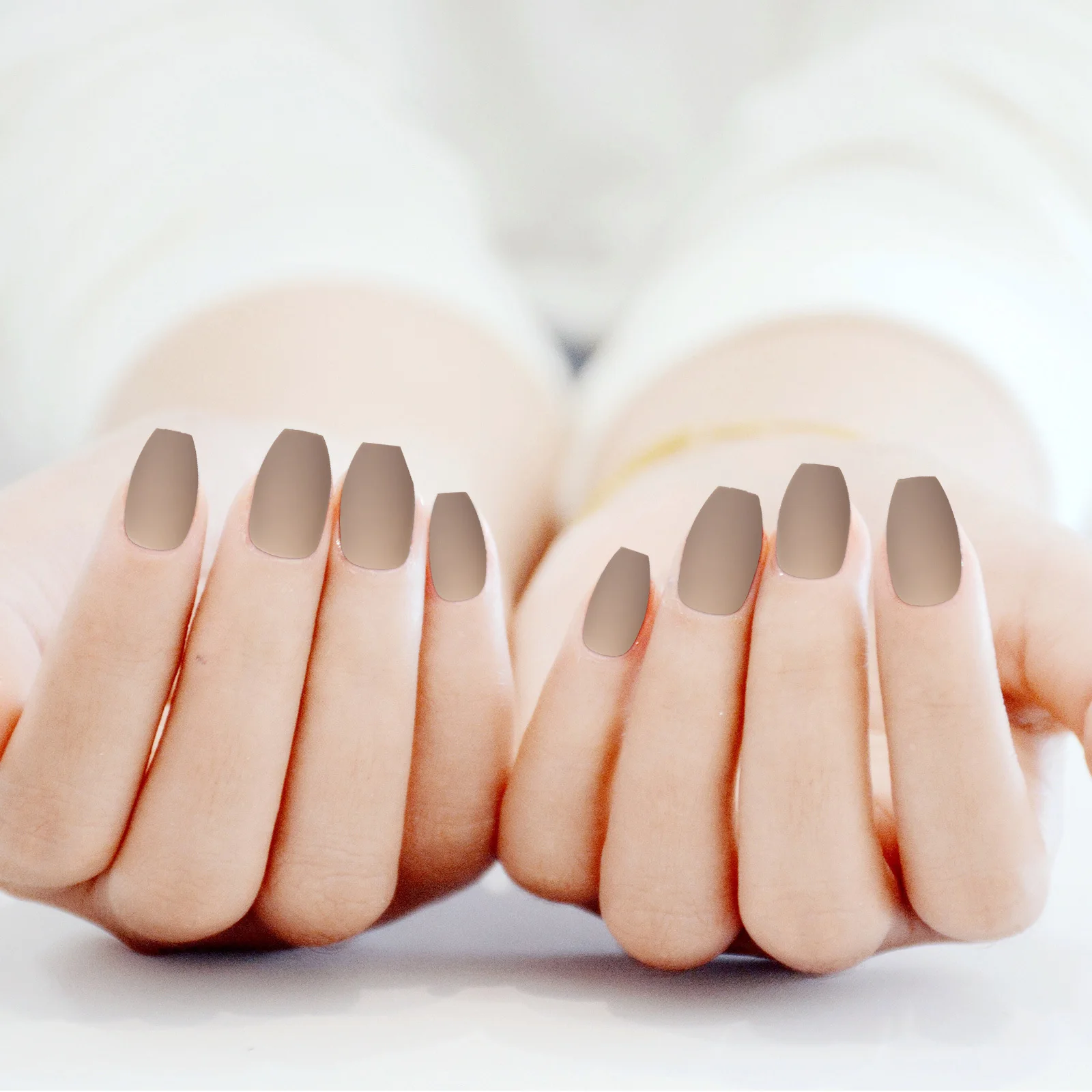 مجموعة واحدة من الأظافر الصناعية الطويلة للنساء، مجموعة فنية للأظافر المزيفة الأنيقة، أطراف أظافر رائعة على شكل مثالي لملابس النادي الليلي في عيد الميلاد والهالوين