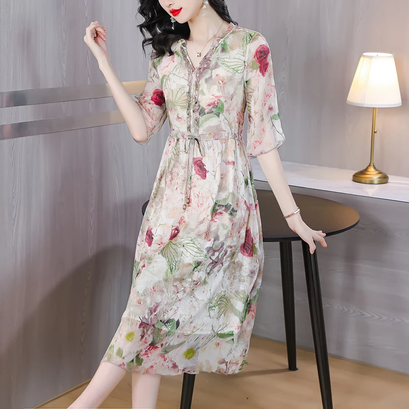 

2023 Summer Silk Flower Print Short Sleeve V-Neck Dress Loose Large Waist Belt Slim Silkworm Silk Long Dress Women's Robe