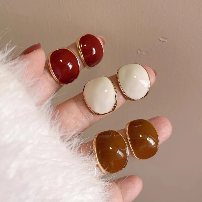 Resin Teardrop Ear Cuff Amber Brown Autumn Winter Women Fashion Accessory High Quality Elegant No Piercing Needed