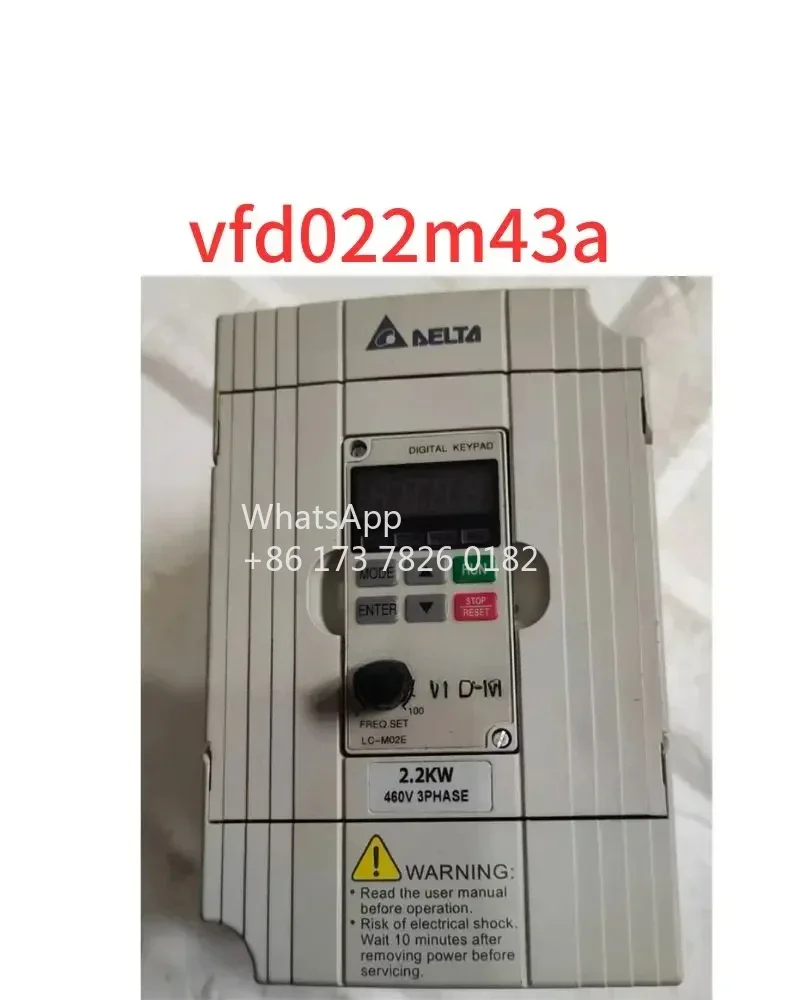 

Used frequency converter vfd022m43a 2.2 kw 380V