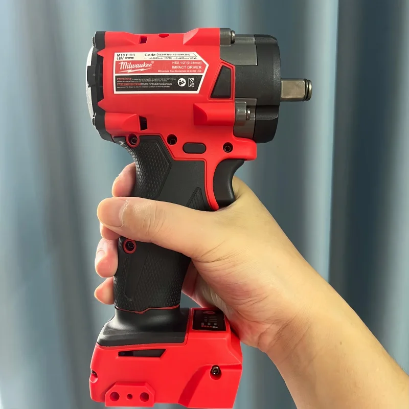 Milwaukee M18 FIW2F12 18V rázový utahovák s lithiovou baterií | Univerzální nástroj pro údržbu automobilů a domácích spotřebičů - náhled 4