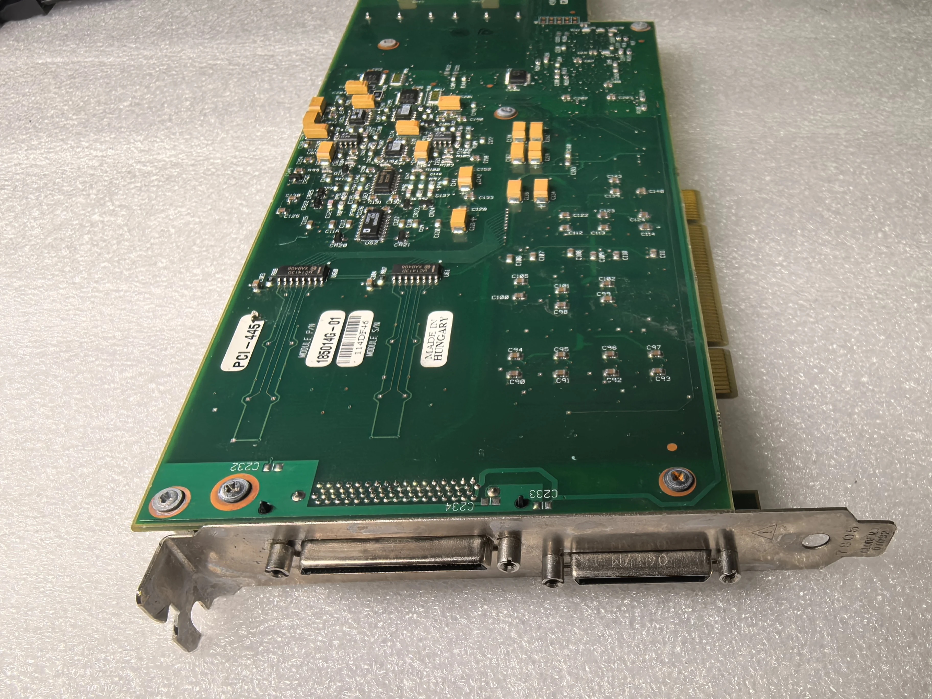 การ์ดจับ IO อเนกประสงค์ใช้เครื่องมือประจำชาติ PCI-4401 185014G-01