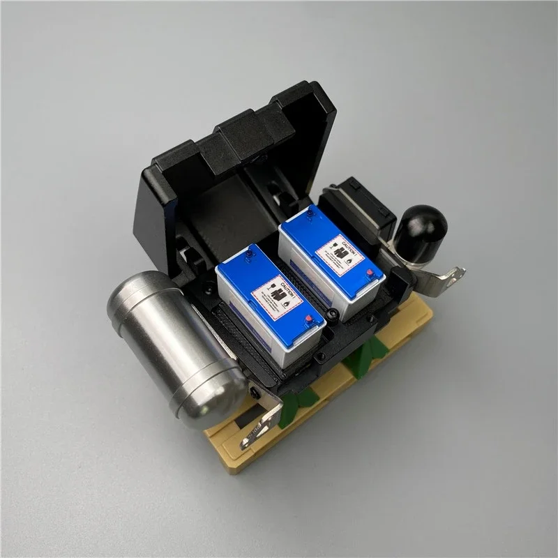 CBB-X01 Simulation Storage Battery & Battery Box Upgrade Parts for 1/14 Tamiya RC Tractor Truck Model