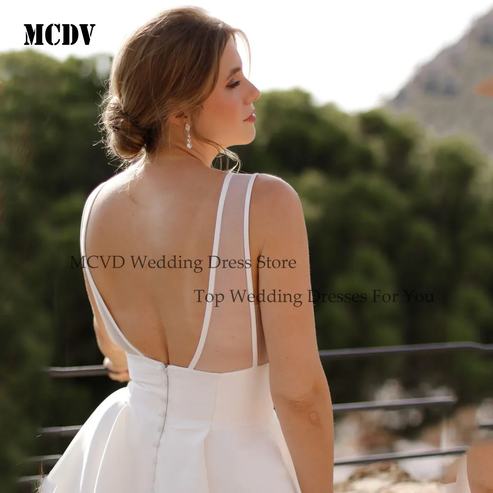MCDV A-Line Satin V-Neck Wedding Dresses For Women Pocket V-Neck Backless Sleeveless Goddess Bride Robe De Mariee Customized
