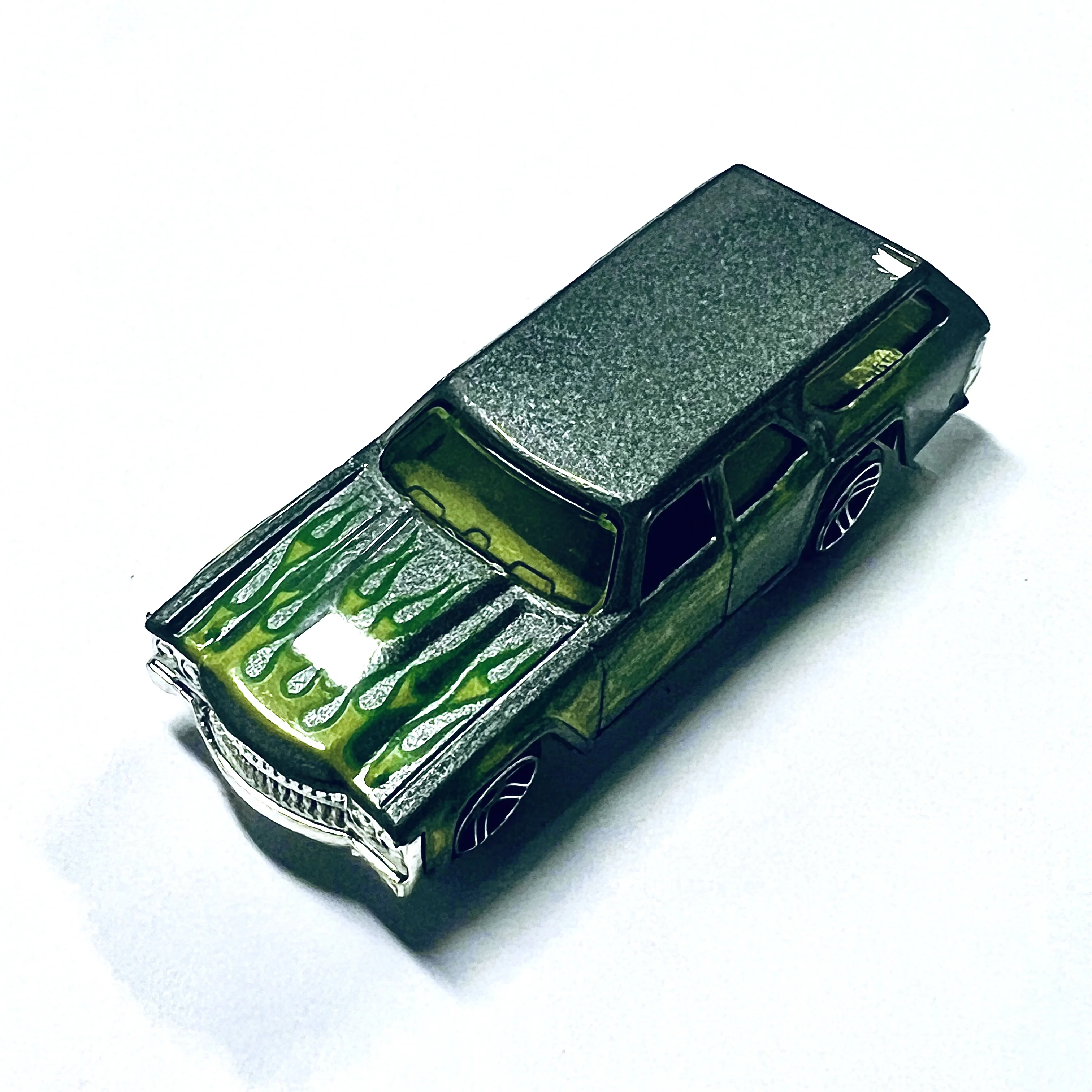 Children's simulated alloy toy cars, sliding sports car models, ornaments, decorative alloy cars for boys.