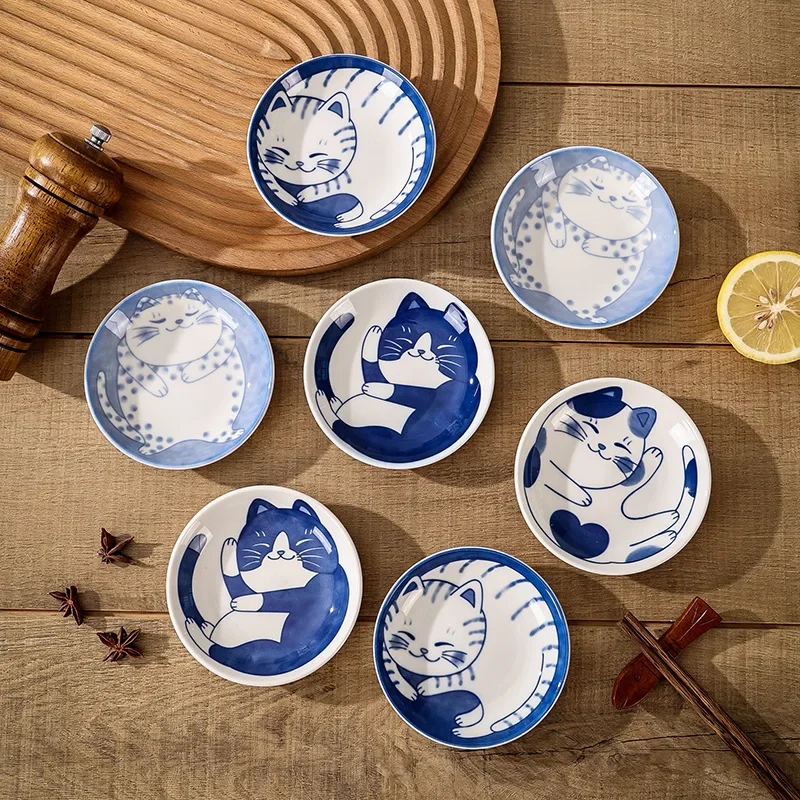 Japanese Style Cartoon Lucky Cat Pattern Ceramic Dessert Sauce Dish Tableware 10cm Creative Mini Fruit Sushi Seasoning Plates