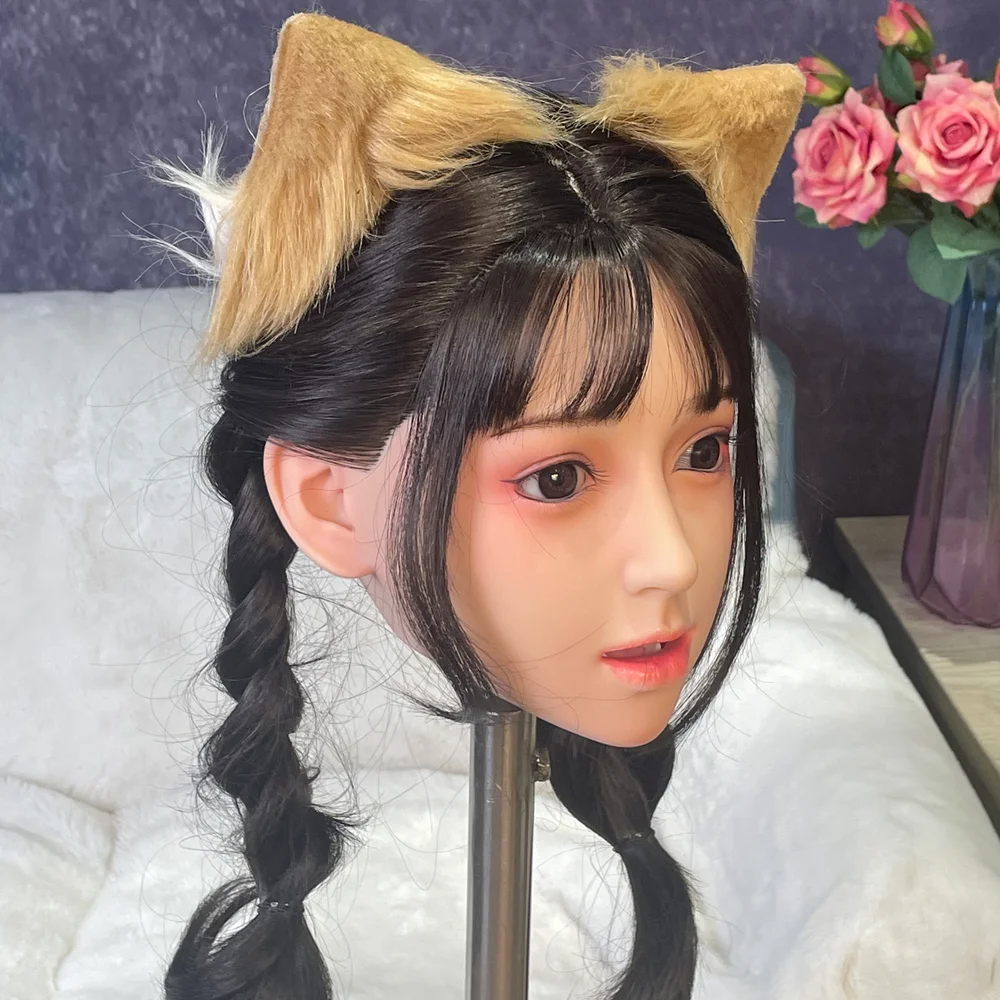 Model kepala wanita super lucu, mirip anak anjing, dapat dikustomisasi sendiri. Dengan slot mulut khusus, ini adalah mainan dewasa pria.