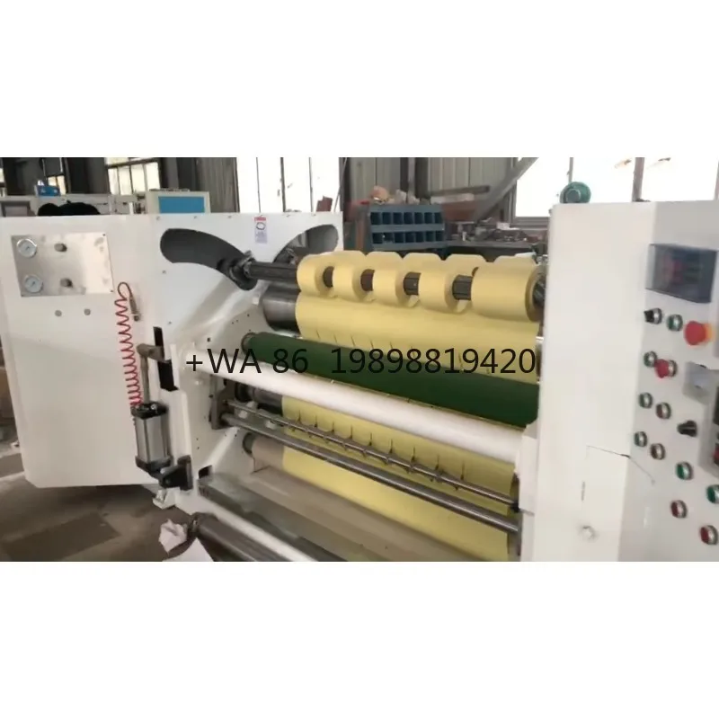 Surface centrale duplex de papier d'emballage de machine de refendage