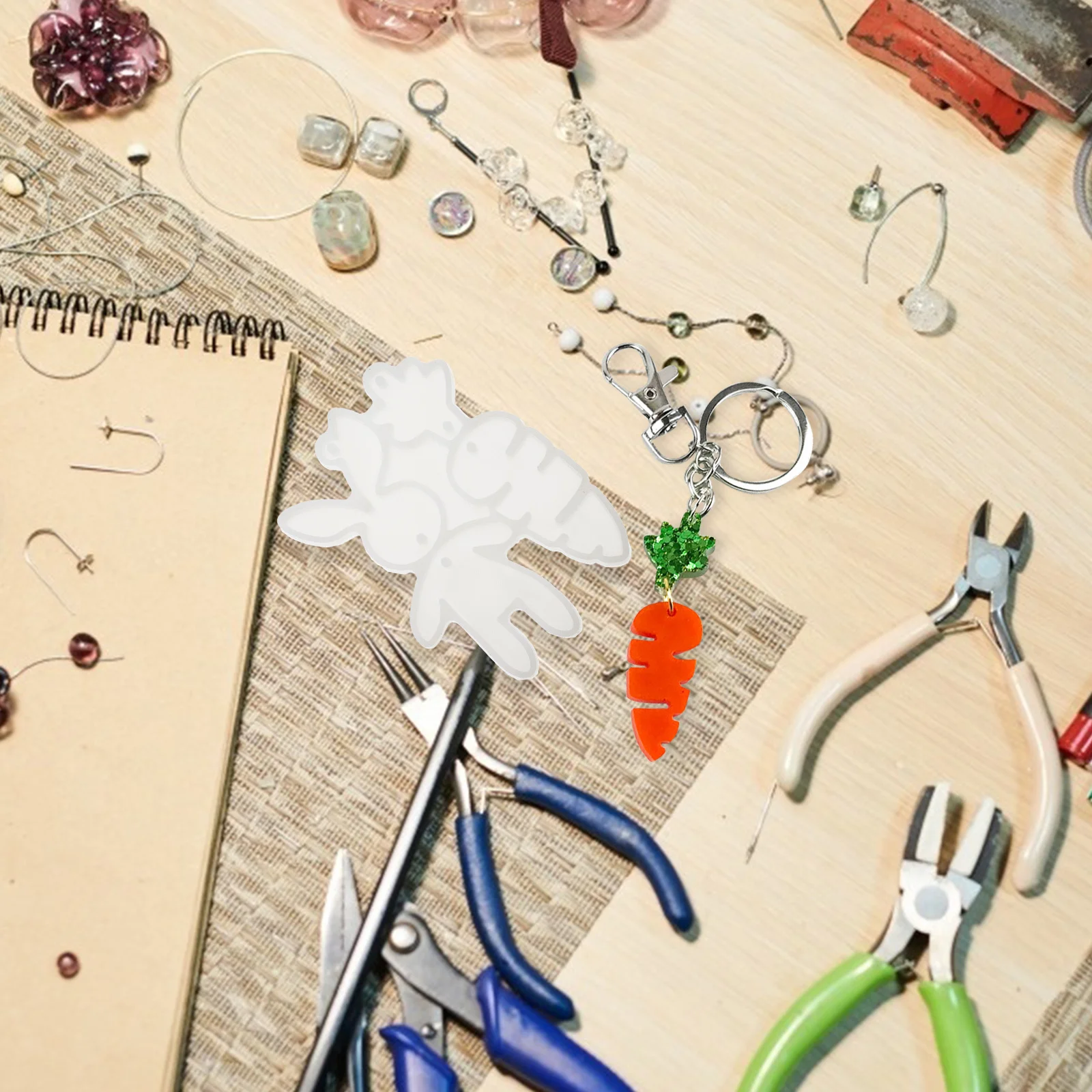 

5Pcs DIY Silicone Keychain Pendant Molds Easter Bunny Carrot Epoxy Mold Hanging Decor Creative Durable Safe Small Mold