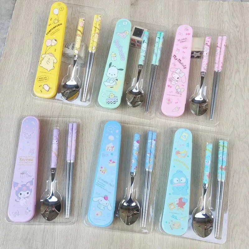 سانريو كورومي ماي ميلودي بوشاكو أدوات المائدة زخرفة ضرب المنتج منتج جديد لطيف الكرتون المحمولة طالب الوافد الجديد لطيف الحرم الجامعي