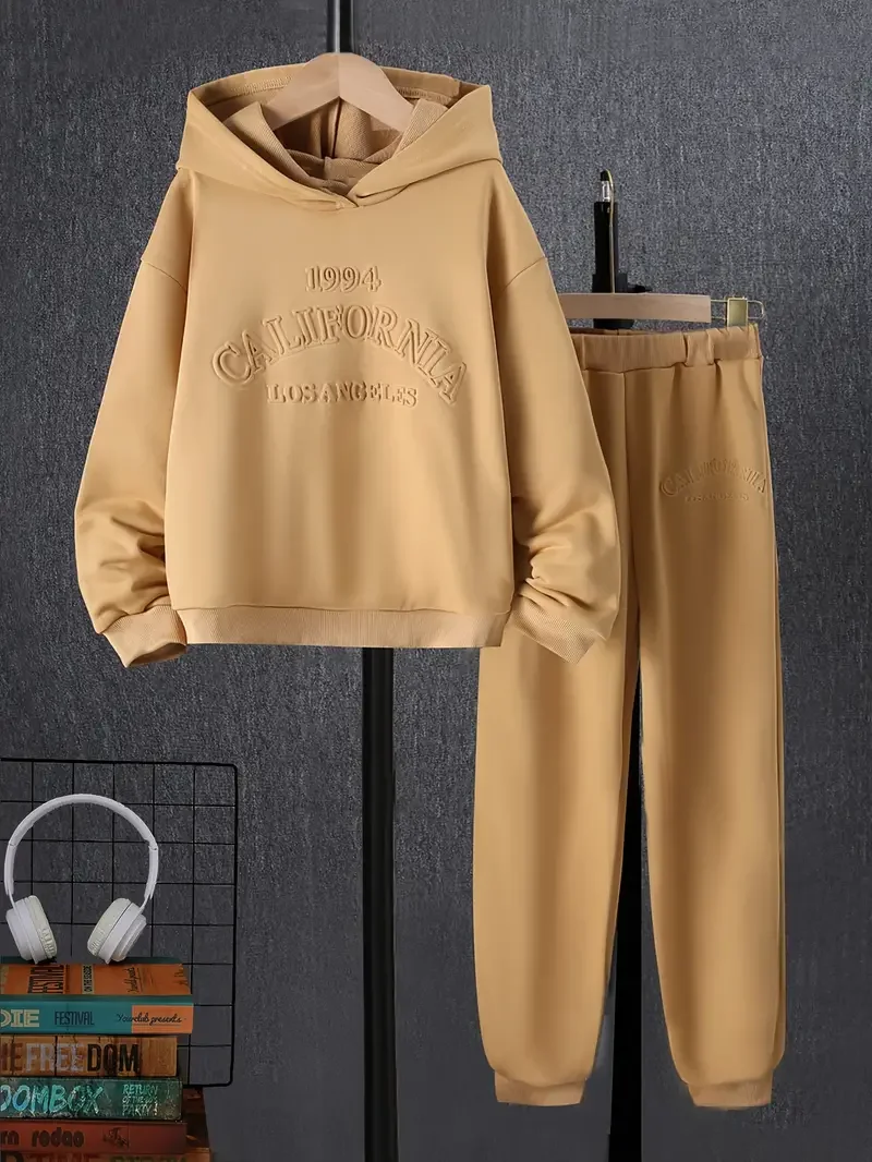 

Two Piece Boys' Solid Color Set With Embossed Lettering Hooded Sweatshirt Pants Casual Sportswear