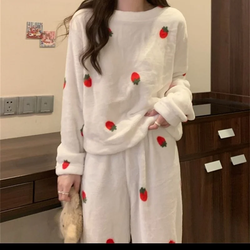 Fleece Pajama Casual Fleece Pajama 2Pcs Pullover Top Elastic Waist Pants Autumn Winter Sweet Cute Strawberry Women Homewear Set