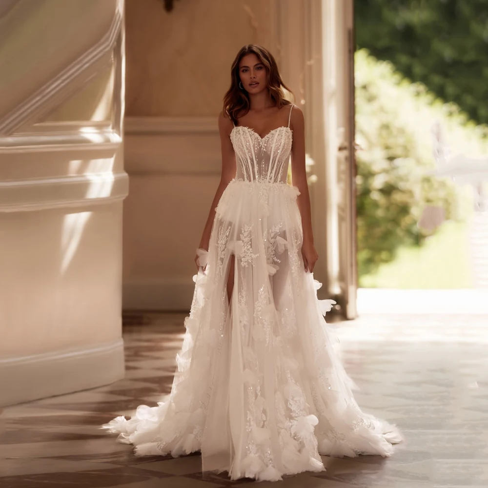 

Customized Luxury Spaghettti Straps Boho Wedding Dresses For Women Flowers Side Split A-Line Sweetheart Beach Bride Bridal Gowns