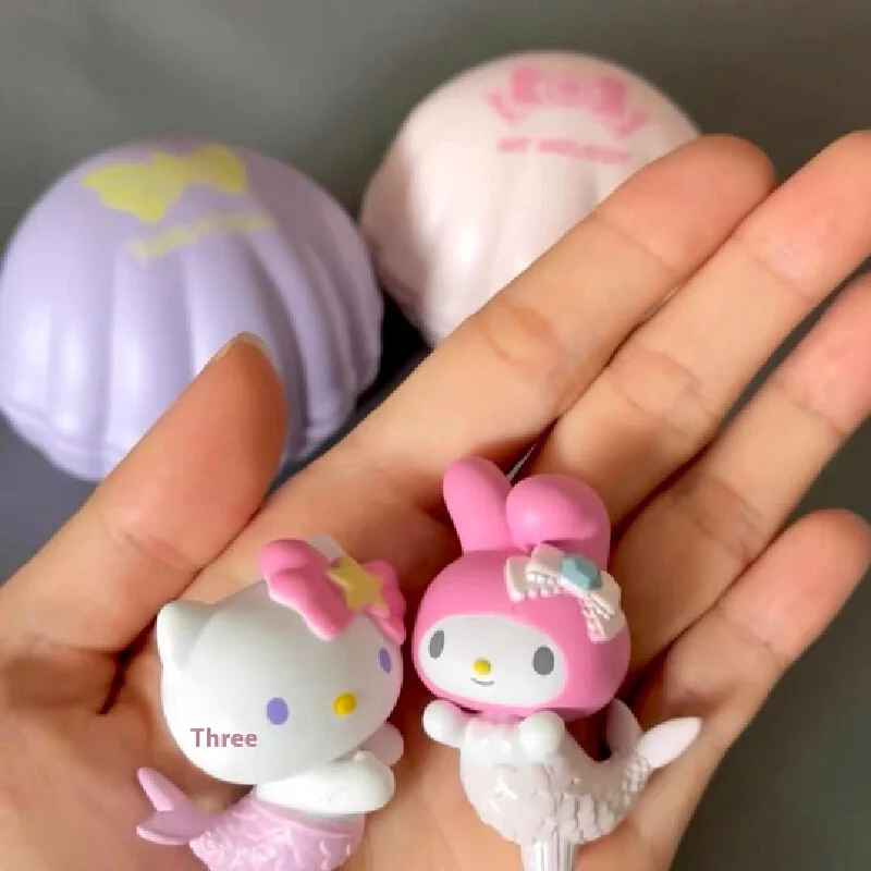 حورية البحر الأسرة سلسلة صندوق أعمى ضوء الليل Kawaii نموذج بولي كلوريد الفينيل كورومي Pochacco سينامورول مرحبا كيتي حلية هدايا عيد اللعب