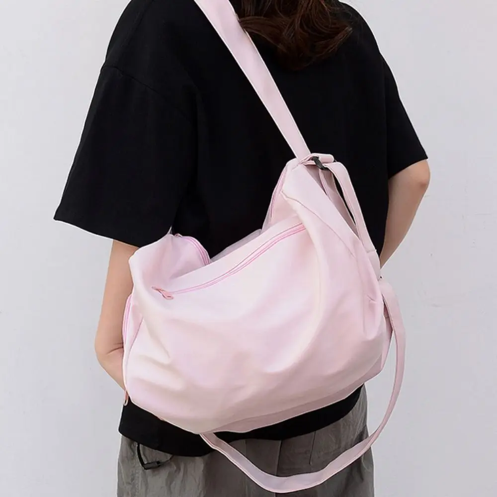 

Fashionable Solid Color Crossbody Tote Bags Large Capacity Canvas Gym Fitness Bag Casual Niche Design Sports Shoulder Bag Travel