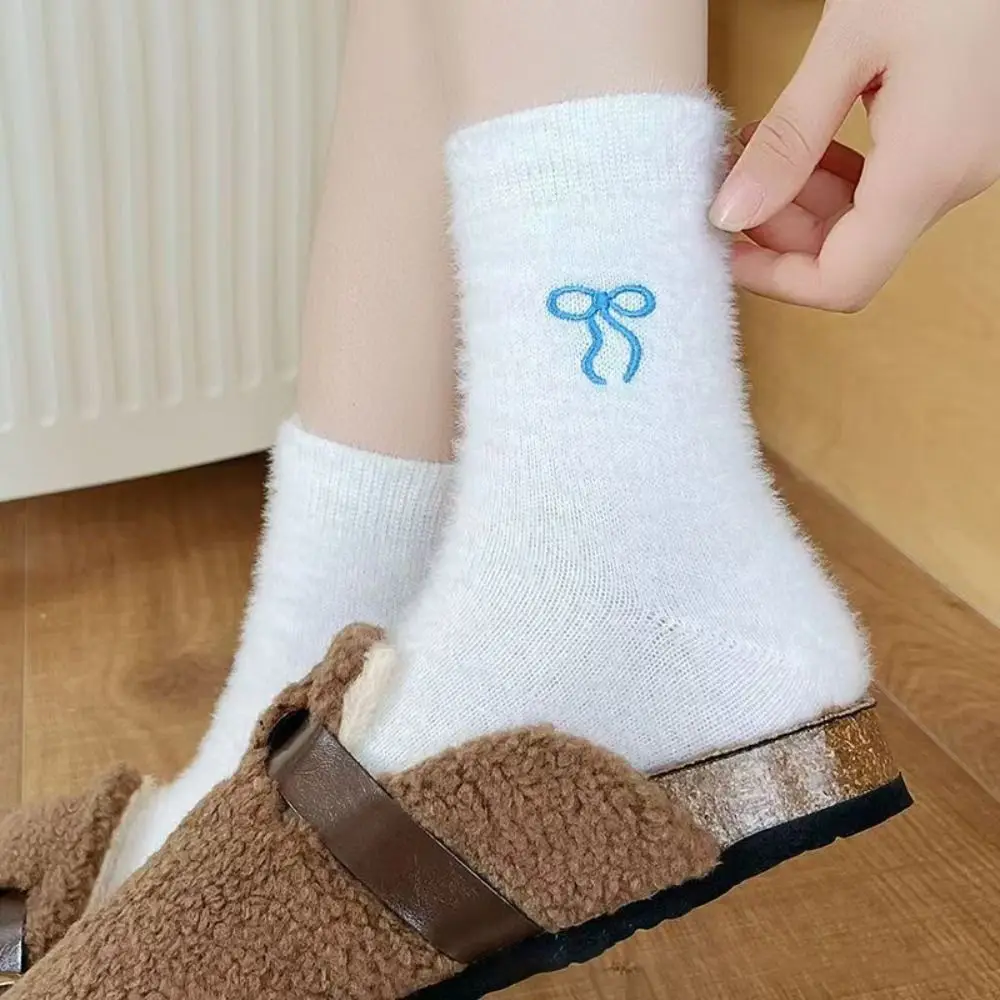 

Fashion Hosiery Sweet Bow Mink Velvet Socks Thickened Hairy Socks White Color Cozy Warm Socks Women Girls