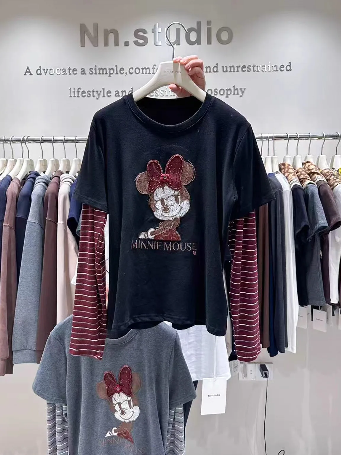 Layered Design Fake Two-Piece T-shirt Ladies Autumn Striped Long Sleeves Patchwork Cartoon Loose Fashionable Youthful Top Tees