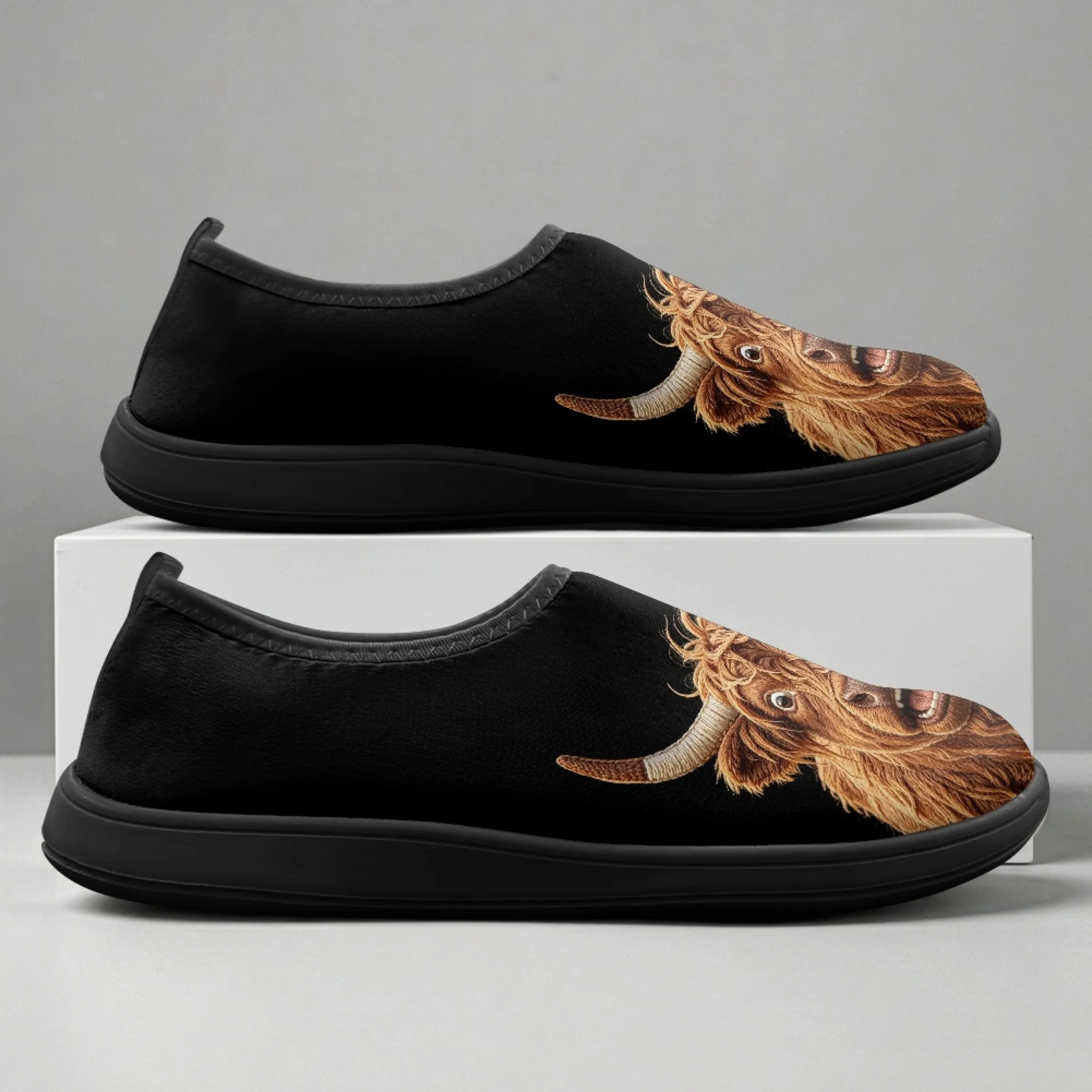 

XIXIRIMIDO Slip-on Wide-toed Shoes Highland Cow Men's Breathable Mesh Shoes Womens Fashion Summer Sneakers Walking Shoes 36-46