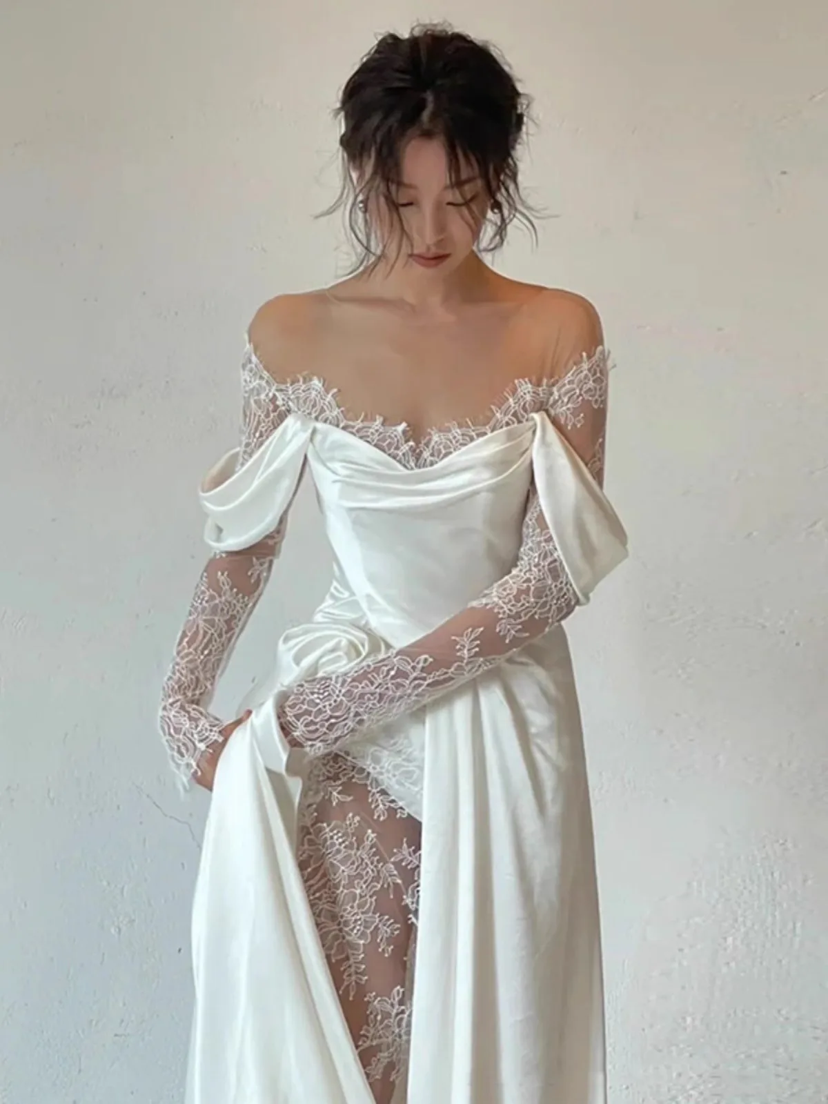 2024 nuevo Vestido De Novia Simple estilo francés satén con Apliques De encaje fuera del hombro vestidos De Novia elegantes Vestido De Novia