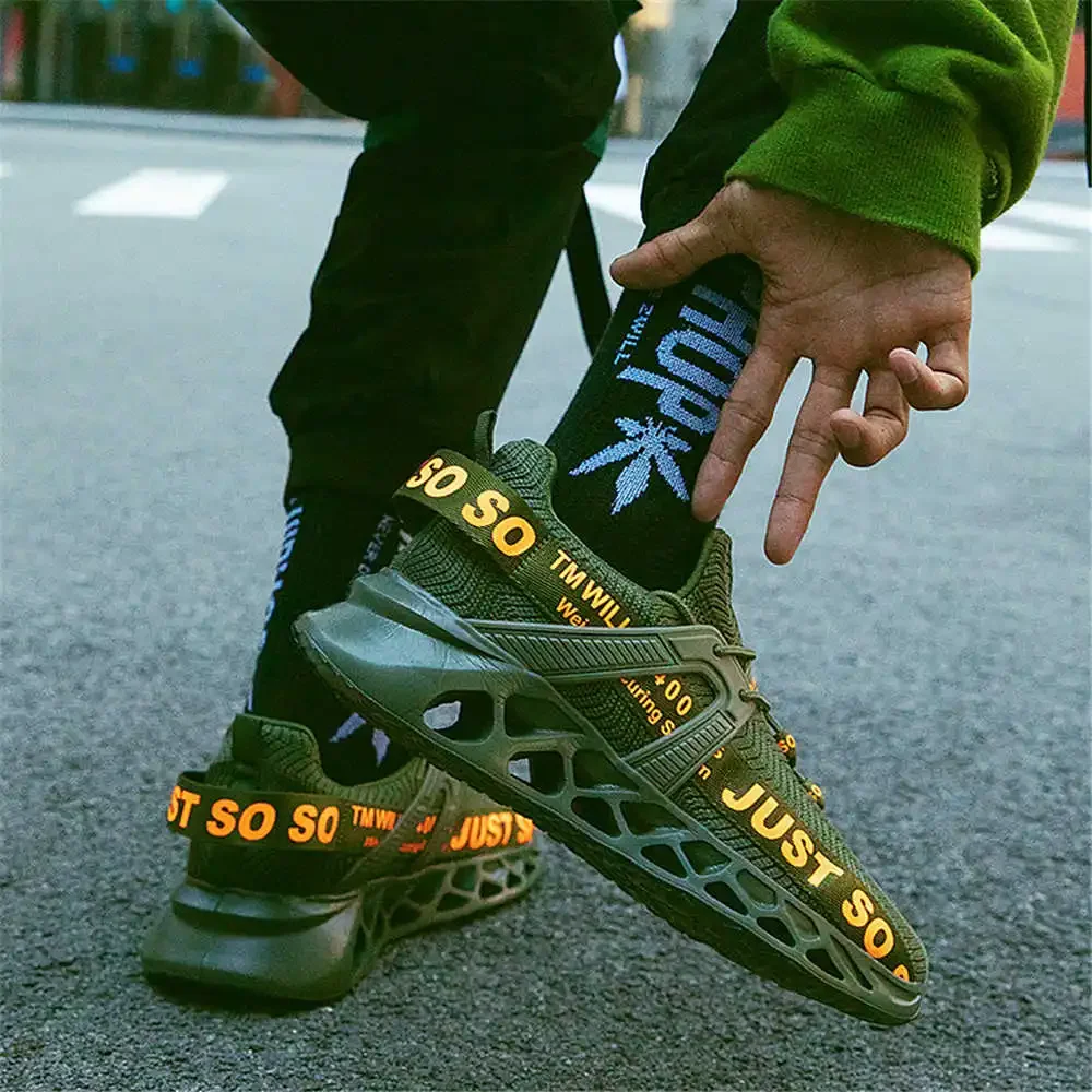 

36-41 Summer Men's Sneakers 50 Size Walking Luxury Brand Shoes Men Large Size Men's Sport High-tech Low Cost Different