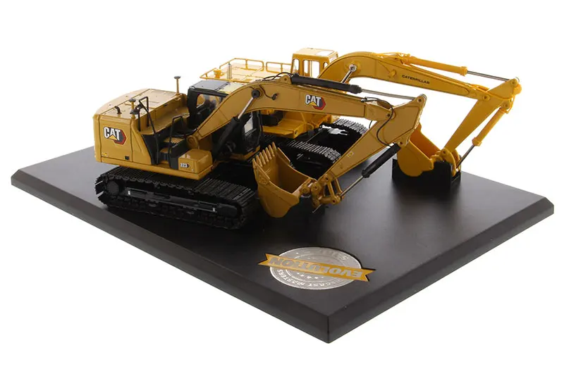 2024 New DM CatTerpillar 1/50 CAT 225 Excavator (Circa 1974-1987) and Caterpillar 323 Excavator (Current) Collection Gift Set