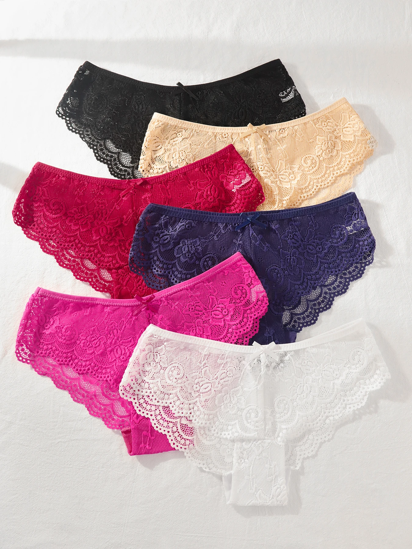 Conjunto com 6 calcinhas de renda para mulheres - Combinação de cores vermelho/branco/pele/preto/azul-marinho/rosa - Roupa íntima feminina confortável e respirável para uso diário