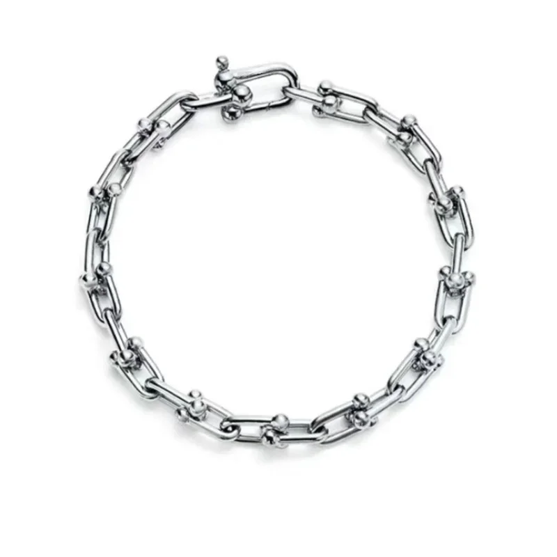 S925 sterling silver classic interlocking U-shaped couple bracelet. Comfortable design, easy to wear Hard Wear series