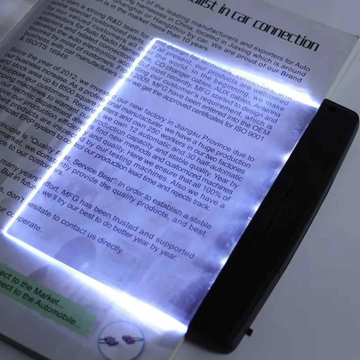 Ultra-Portable, Innovative, and Eye-Caring Wireless LED Book Lamp - Convenient AAA Battery-Powered 17cm Table Lamp for Night Rea