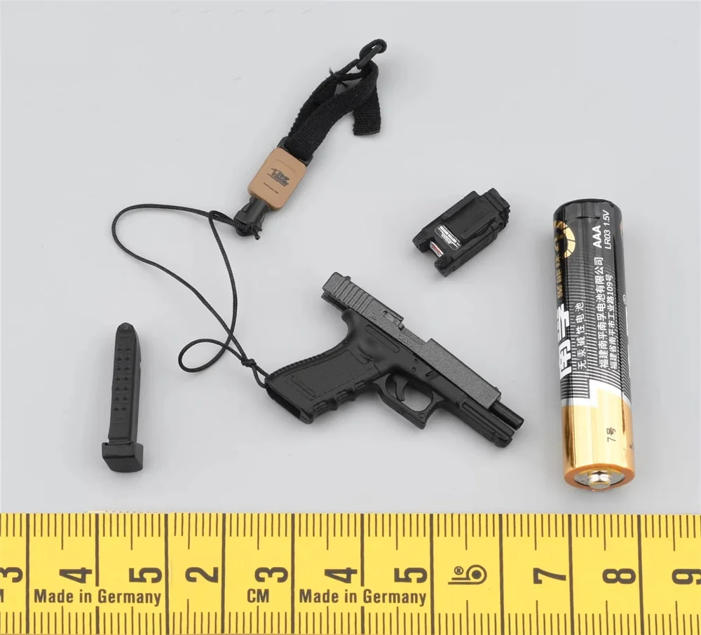 

1/6 EASY&SIMPLE ES 26070B Asia Soldier Doll Man The Secondary Weapons G17 Clips Holster PVC Material Not Real For 12" Figure DIY