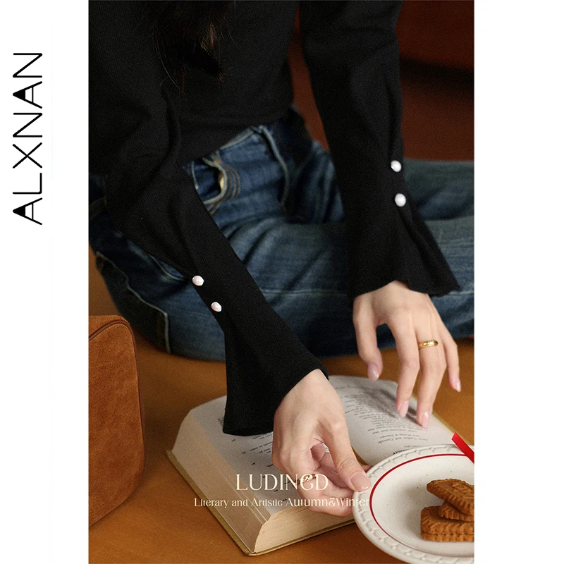 ALXNAN Plus Size Black Knitted T-shirt Women V-neck Long Sleeve Tees Autumn Elegant Pearl Button Bow Pleated Neckline Top D12535