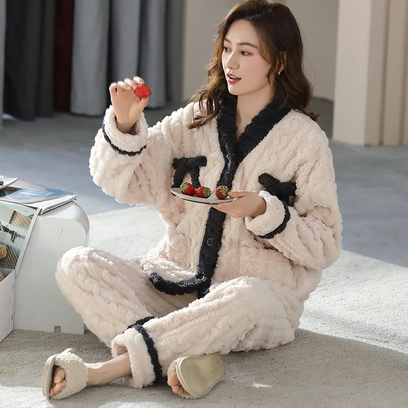 Korean Fashion Winter Coral Fleece Nightwear for Women V Neck Kimono Sleepwear 2Pcs/set Pajamas Young Girl Loungewear Mujer image 3