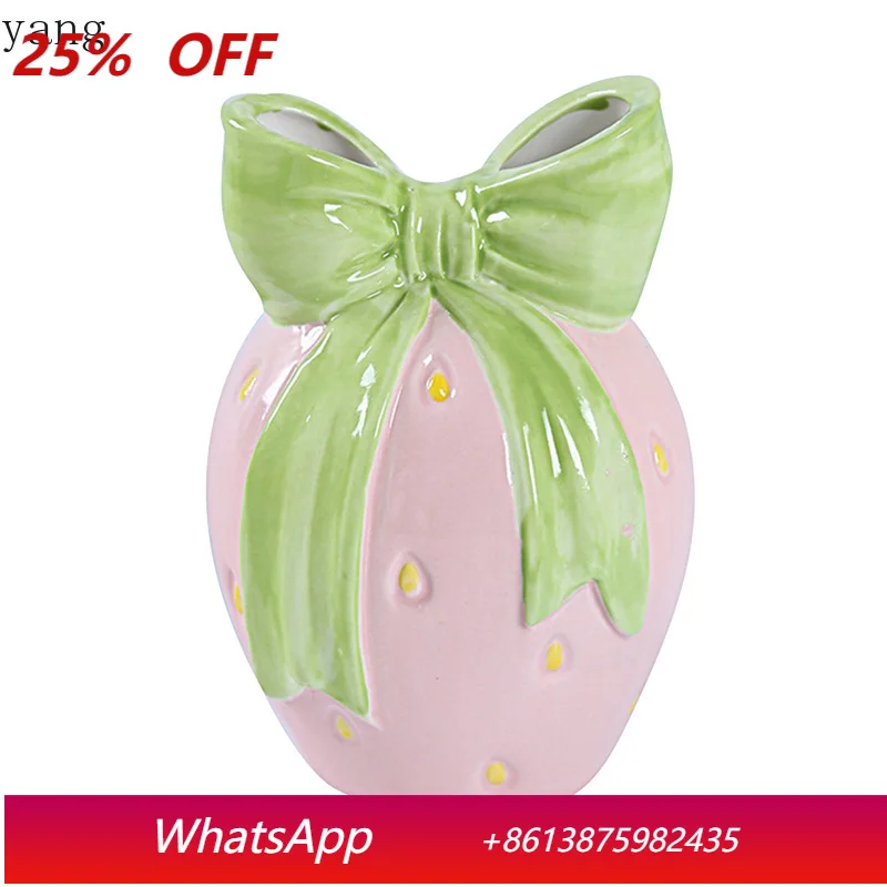 

CX strawberry vase bow ceramic ornament cute desktop ornament