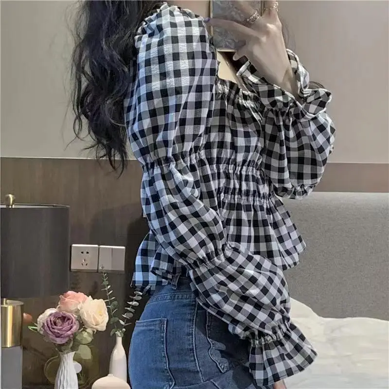 Lantern Sleeves Elastic Square Collar Checkered Long Sleeved French Shirt Women\'s Spring and Autumn Retro Top