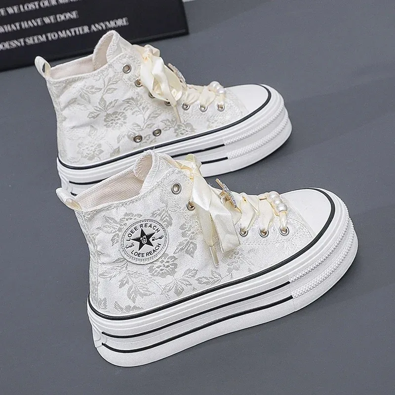 2024 Early Autumn Fashion New Thick Sole Printed Canvas Shoes Trend Increase Small White Shoes