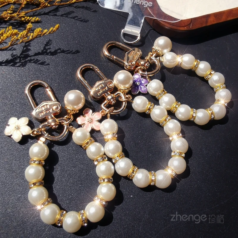 

Fashion Women Diamond Pearl Phone Chain, Ring Pendant, Ins High-end Anti-Loss Wrist Strap
