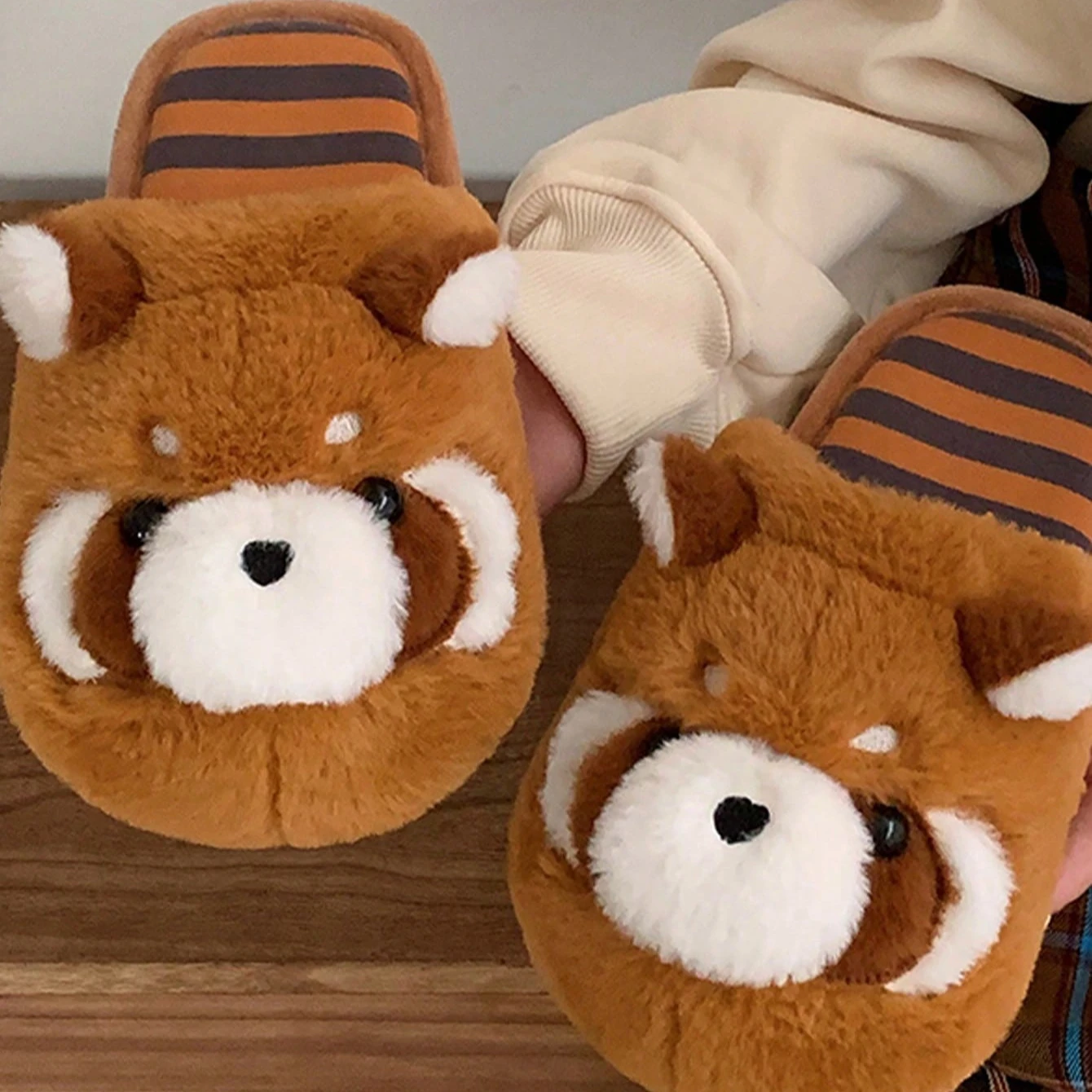 النساء منزل نِعال من الفراء عادية لطيف ثلاثية الأبعاد على شكل جميل الراكون تصميم براون الشتاء داخلي عدم الانزلاق باطن دافئة لينة مريح المنزل جديد