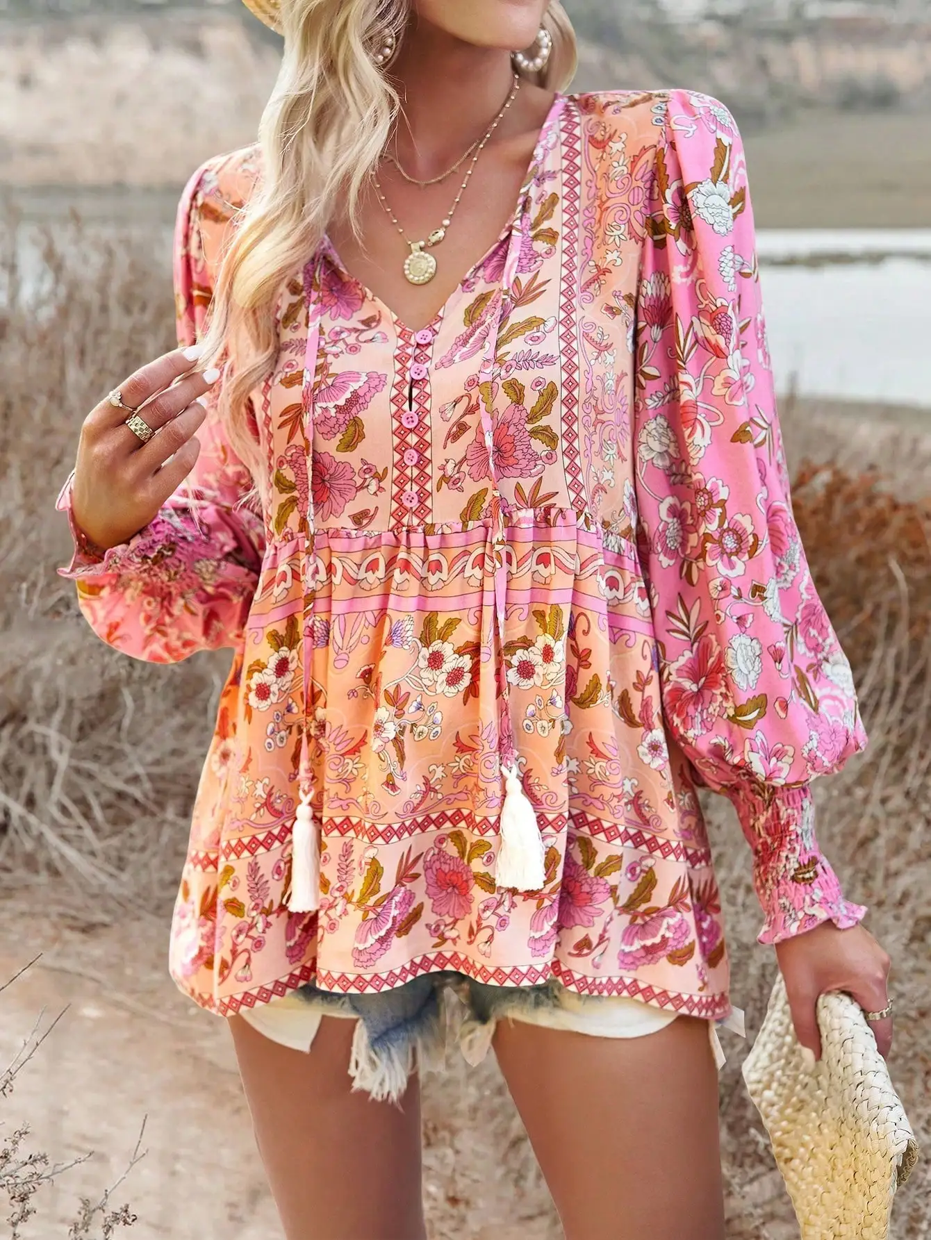 حجم كبير 1XL-5XL جديد الخريف المرأة مزاجه عادية مطبوعة الخامس الرقبة طويلة الأكمام فضفاضة بلوزة قميص التنقل نمط الملابس