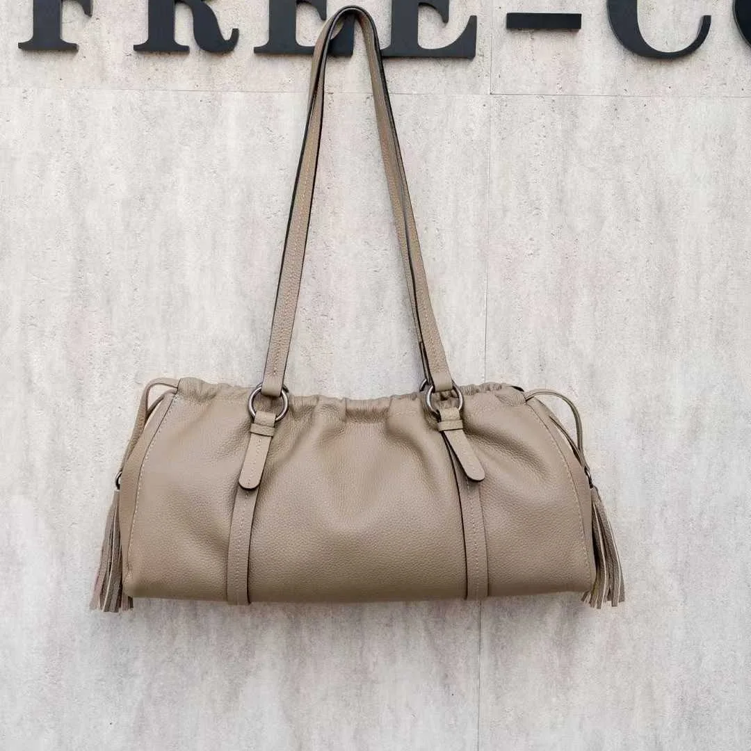 

Casual Genuine Leather Shoulder Bag Women Real Cow Leather Handbag Fashion Ladies Tote or Shoulder Bags