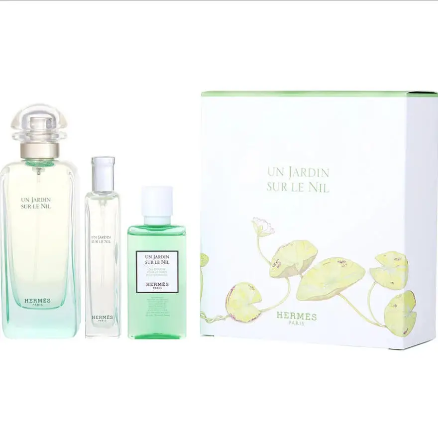 Un Jardin Sur Le Nil بخاخ تواليت أو دي للنساء 100 مل وجل استحمام 40 مل وخاخ تواليت أو دي 15 مل