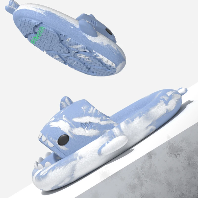 Damskie klapki platformy w kształcie rekina, grube podeszwy, domowe letnie klapki, klapki plażowe dla par, klapki kreskówkowe antypoślizgowe do kąpieli.