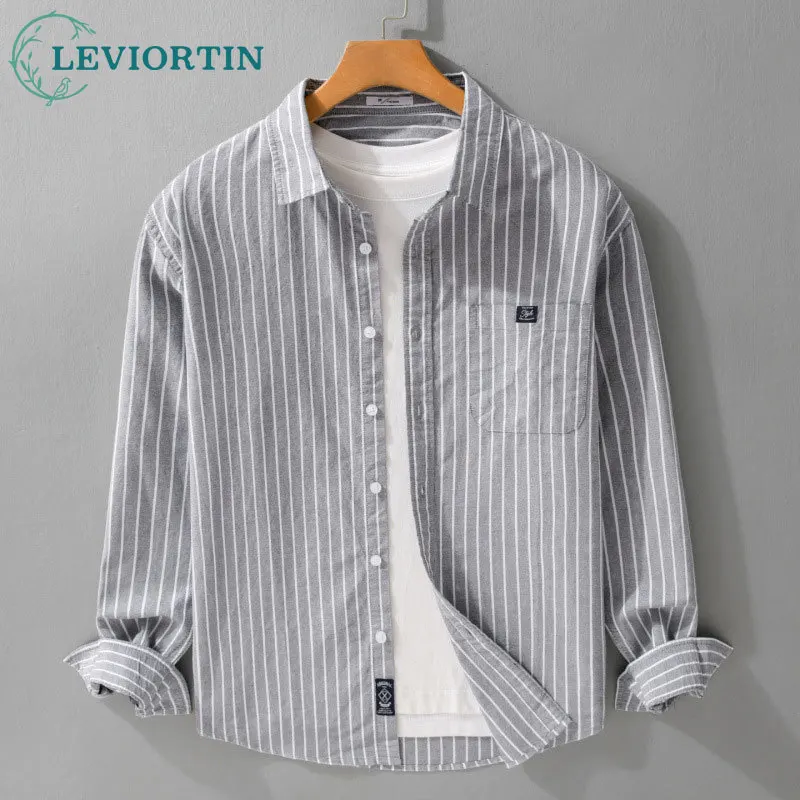 Spring /Autumn Men's Minimalist Trendy Style Fashionable Versatile Atmosphere Wearing Oxford Spinning Striped Long Sleeve Shirt