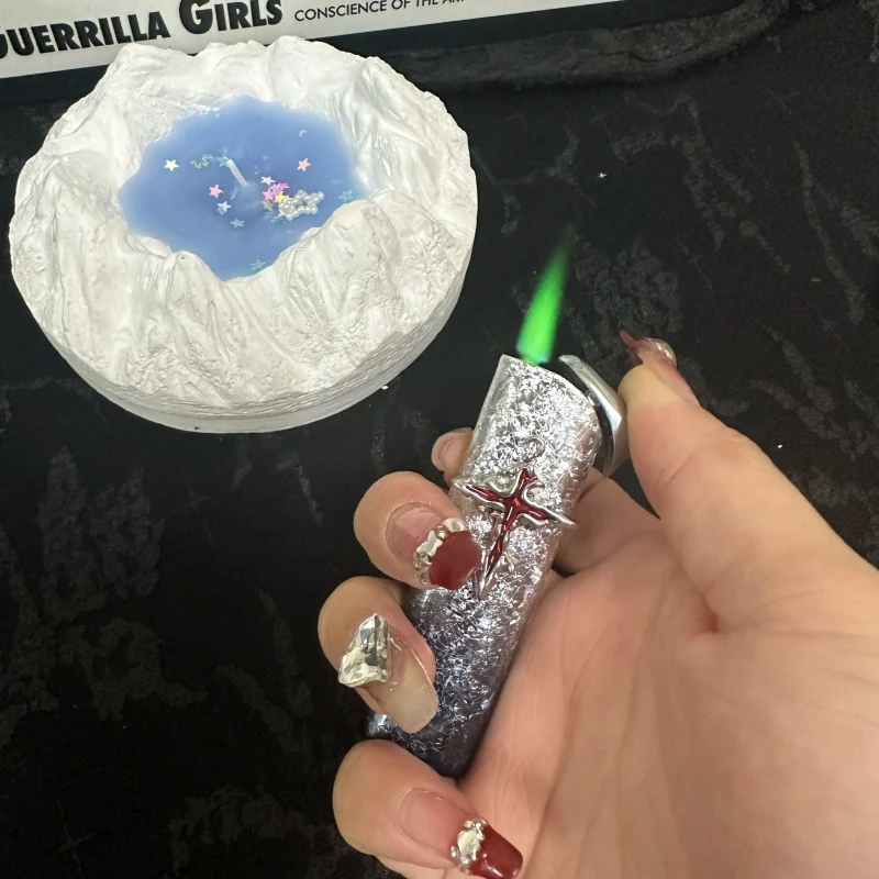 

Original Handmade 3D Ice Flower Premium Gift Gift Metal Windproof Lighter Direct Charge Green Flame Inflatable Lighter