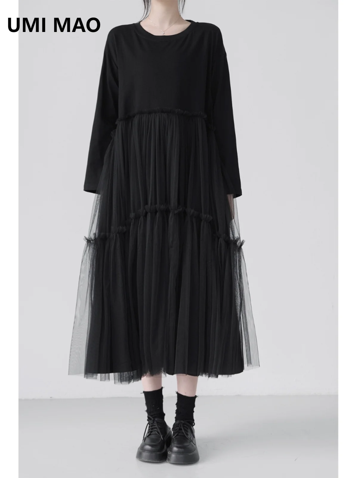 

UMI MAO Yamamoto Dark Mesh Splicing Dress with Casual and Loose Bottom Black Long Dress Design