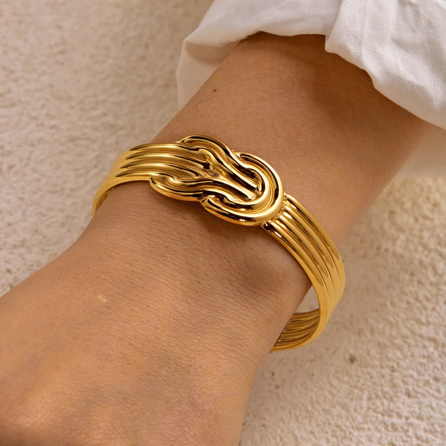 3D-Blattvenen-Textur Offener Armreif aus Edelstahl, Naturinspiriertes Mehrschichtiges Botanisches Armband für Frauen, Verstellbar – Detail 6