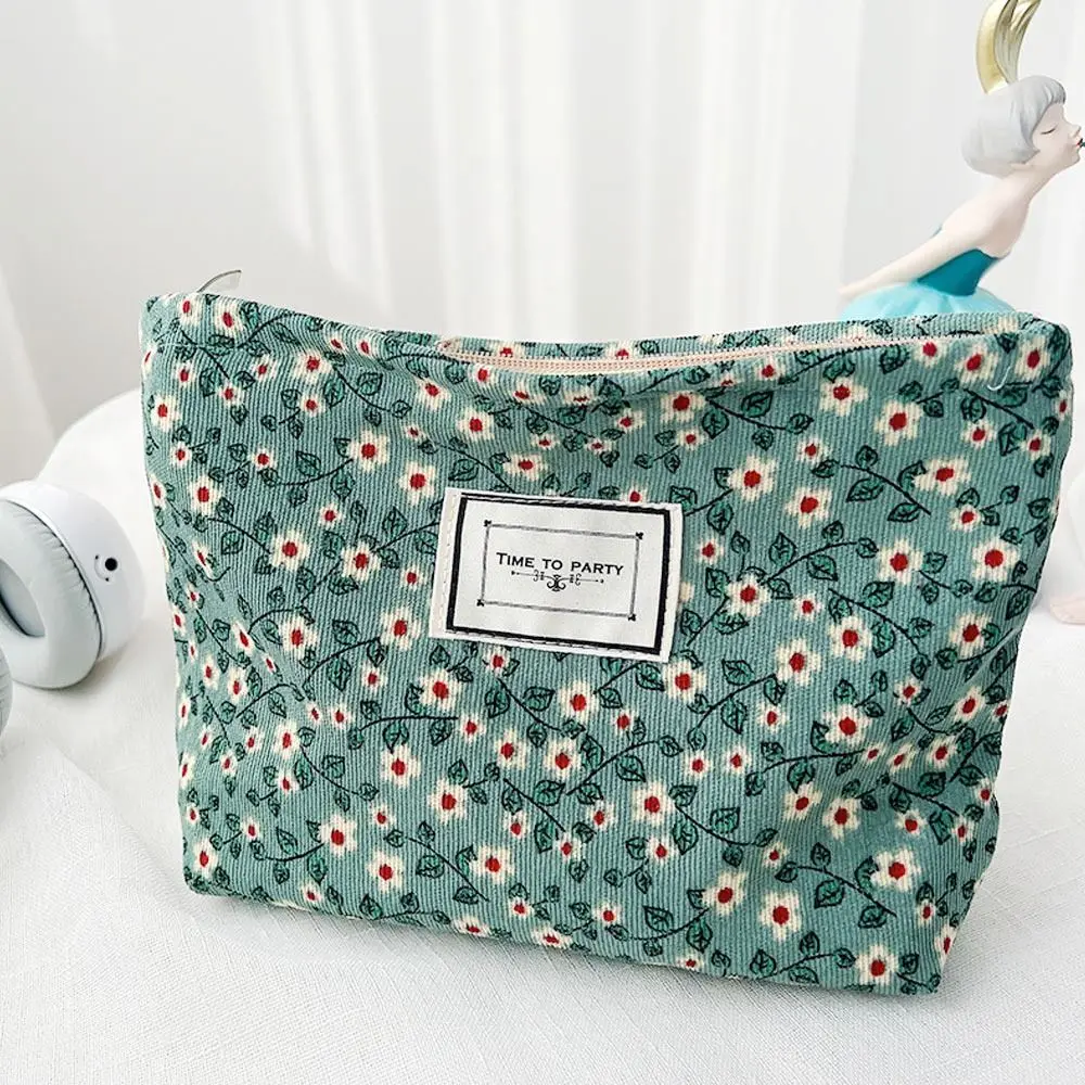 Women Large-capacity Makeup Bag Portable Cute Floral Cosmetic Bag Bathroom Wash Bag Toiletry Organizer Travel Accessories