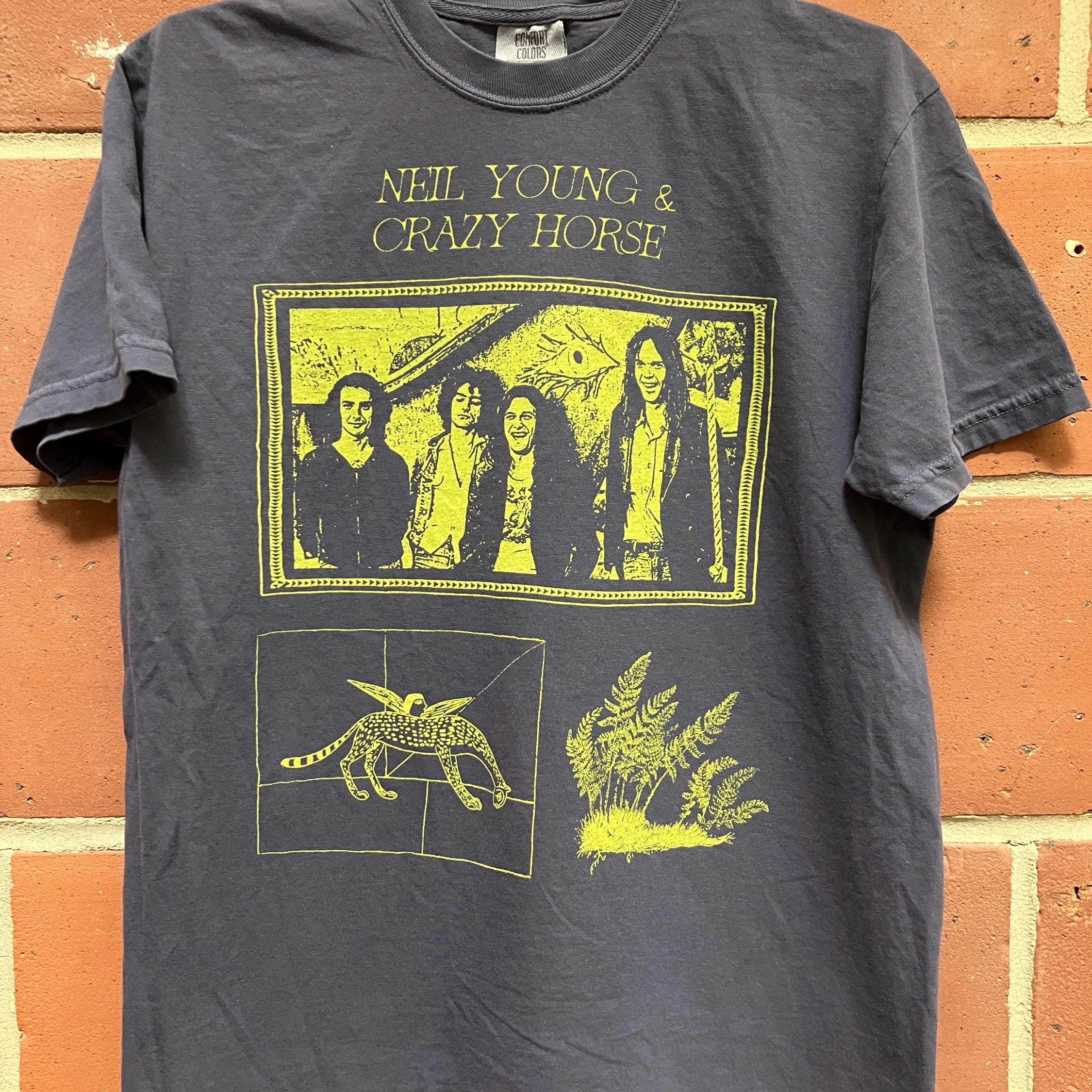 Neil Young Fan Art T-shirt Spring and Summer Oversized Printed Round Neck T-shirt, Suitable for Both Men and Women To Wear