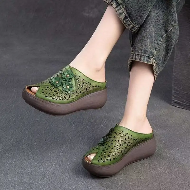 Women's summer sandal drag soft leather hollow retro middle-aged and elderly mom outside the fish mouth slippers